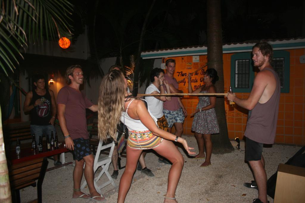 The Yak Hostel Playa del Carmen Eksteriør billede