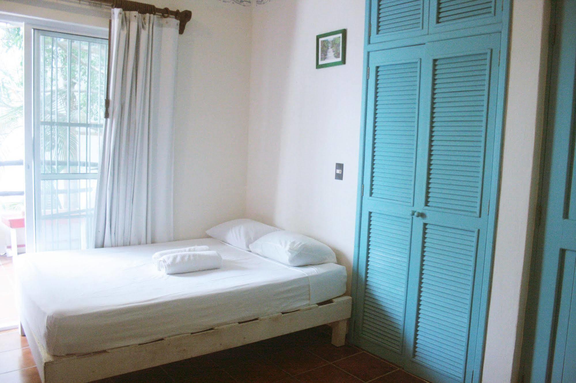 The Yak Hostel Playa del Carmen Eksteriør billede